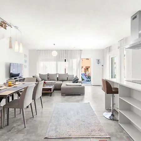 Amazing In With Wifi 포레치