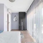 Amazing In With Wifi