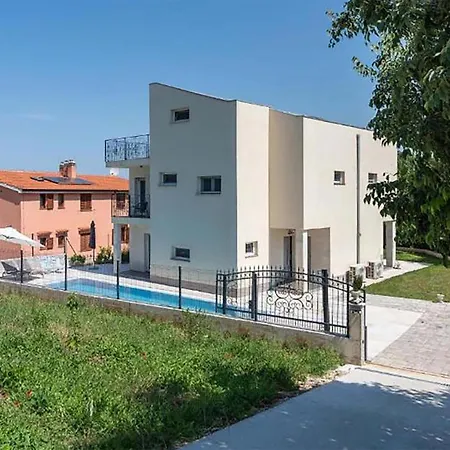 Amazing In With Wifi Porec