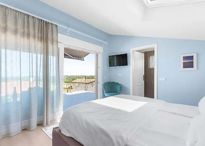 Amazing In With Wifi Пореч