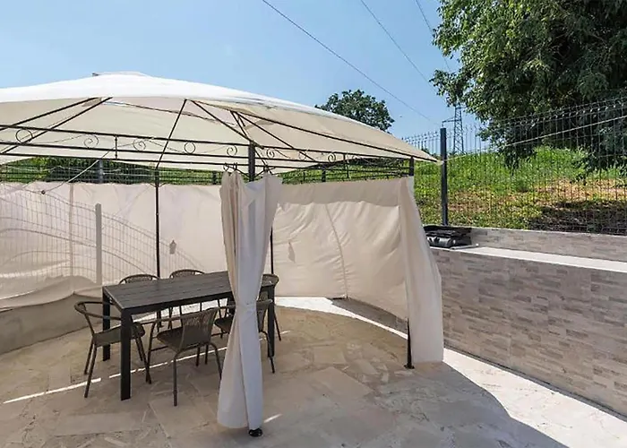 Amazing In With Wifi Пореч