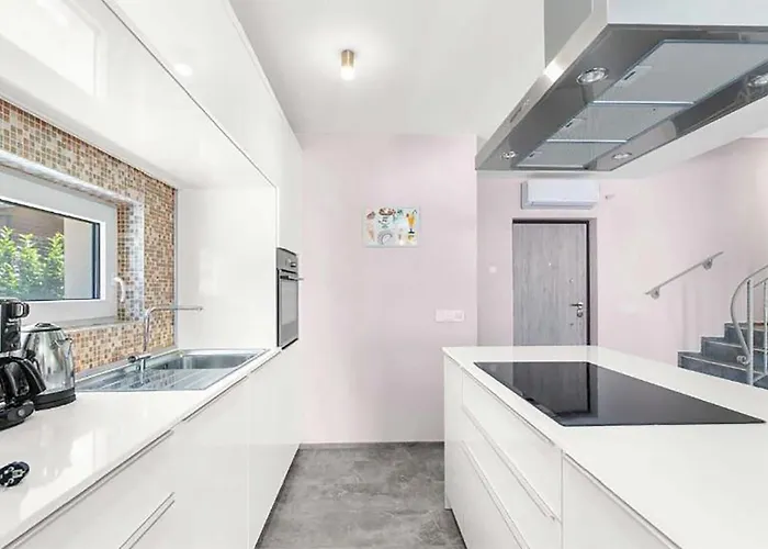 Amazing In With Wifi Пореч